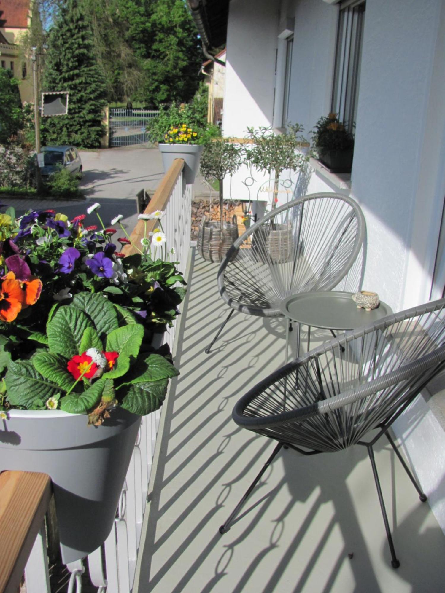 #1Gemuetliches Ruhiges Sonniges Balkonzimmer Mit Gemeinschaftsbad W-Lan Airport Nah Late Night Check In Haus Nr 9,5 Trunkelsberg Eksteriør bilde